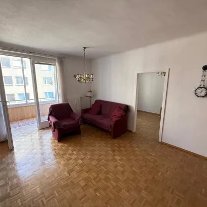 Hofmannsthalgasse (gegnüber Village im Dritten): 2-Zimmer-Neubau mit verglaster Loggia (ca. 60 m2), mit Klima & sep. Küche! - Bild 2