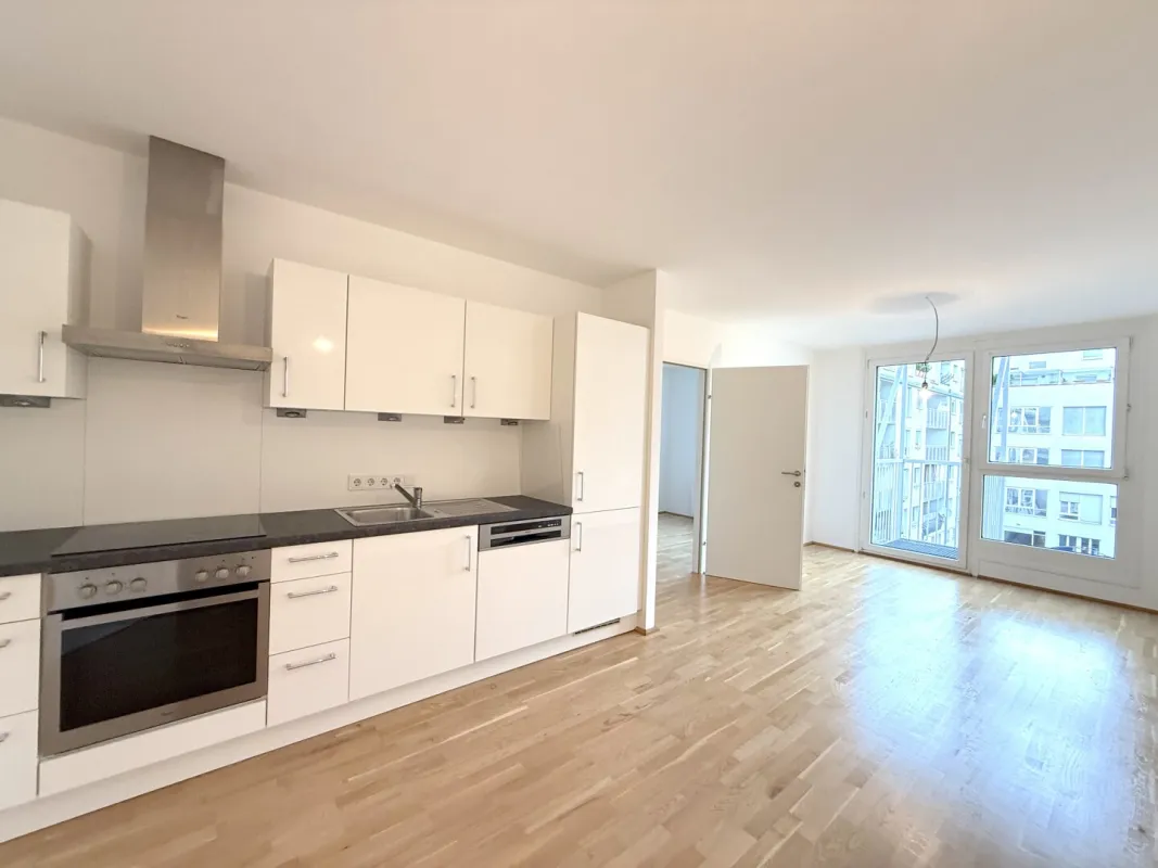 Wohnpark Kornhäusel | Schöne Balkonwohnung mit Einbauküche im 3. Liftstock - Bild 1