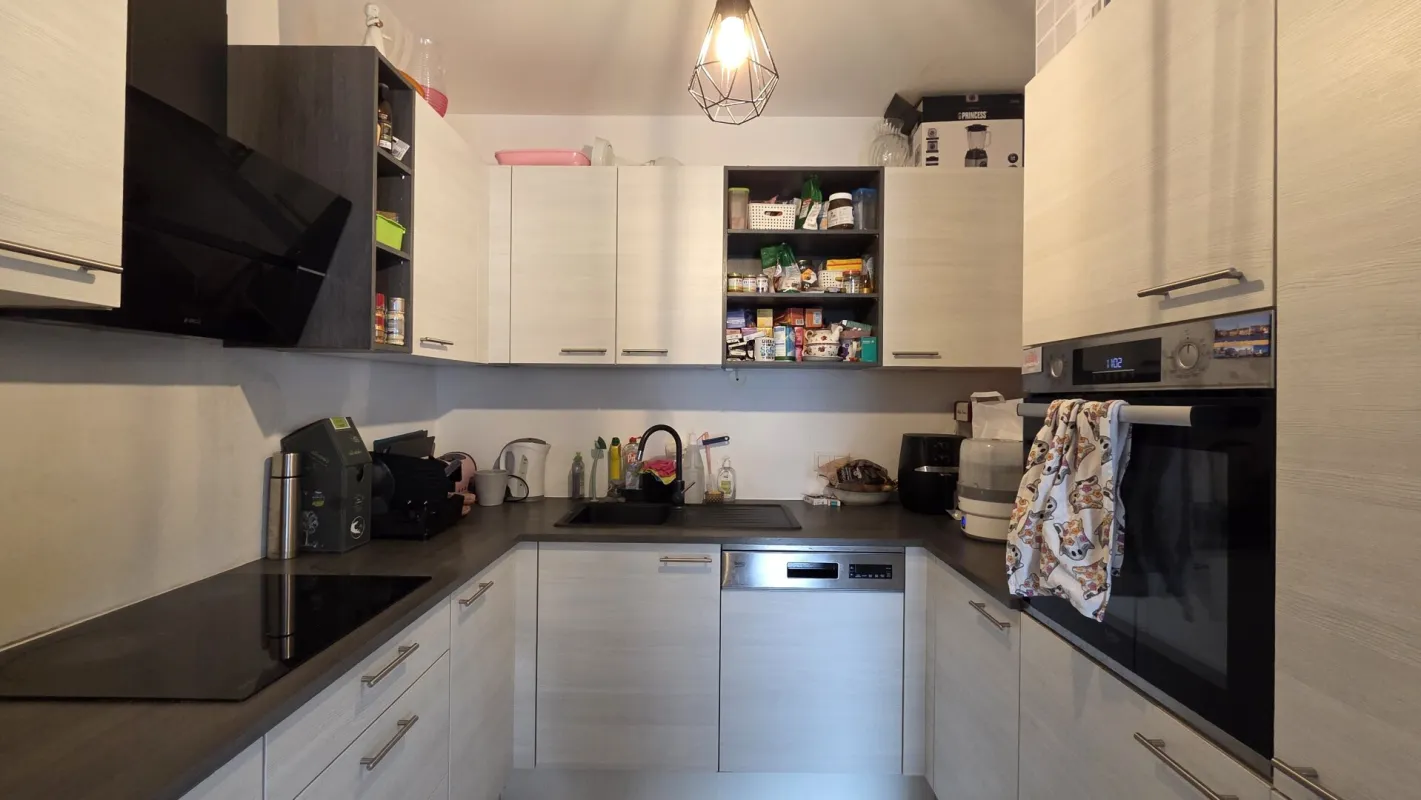 Moderne 2-Zimmer-Wohnung mit Balkon und Stellplätzen in Gerasdorf bei Wien! - Bild 1