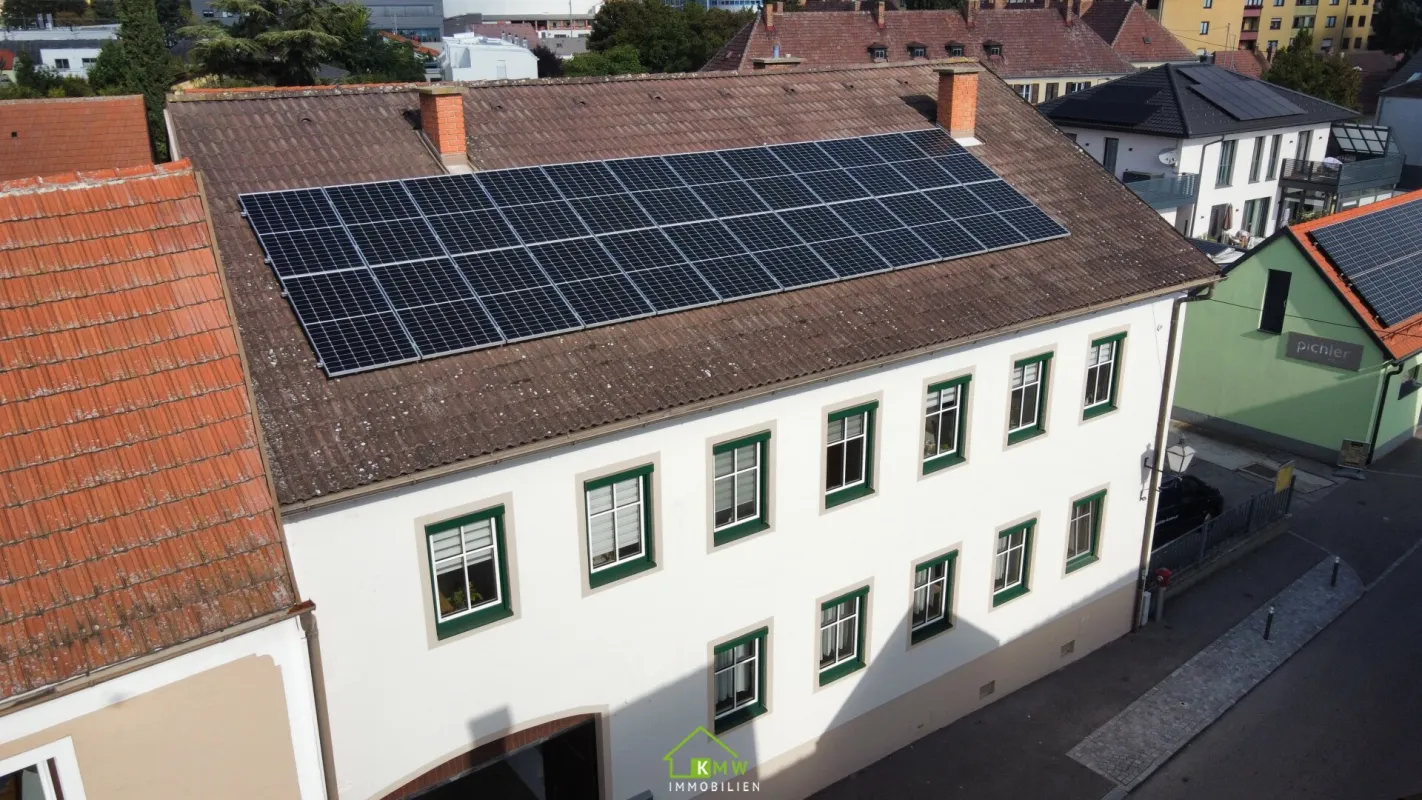 Rendite oder Eigennutzen: Saniertes Wohnhaus mit 4 Einheiten in ruhiger Lage - Bild 1