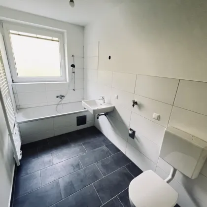 Sanierte Großraumwohnung auf 127m²!  5-Zimmerwohnung mit Loggia! - Bild 2