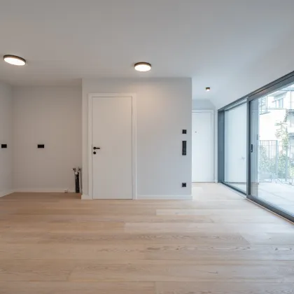 Modernes Wohnen über den Dächern: Charmante 2-Zimmer-Dachgeschoßwohnung mit Terrasse - Bild 2