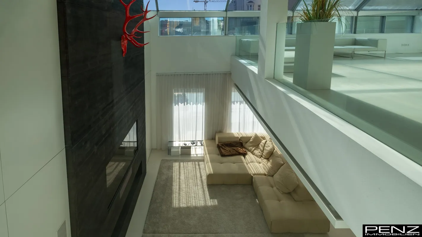 LINZ Innenstadt: Urbaner Luxus – Penthouse mit Dachpool und Rundumblick - Bild 1