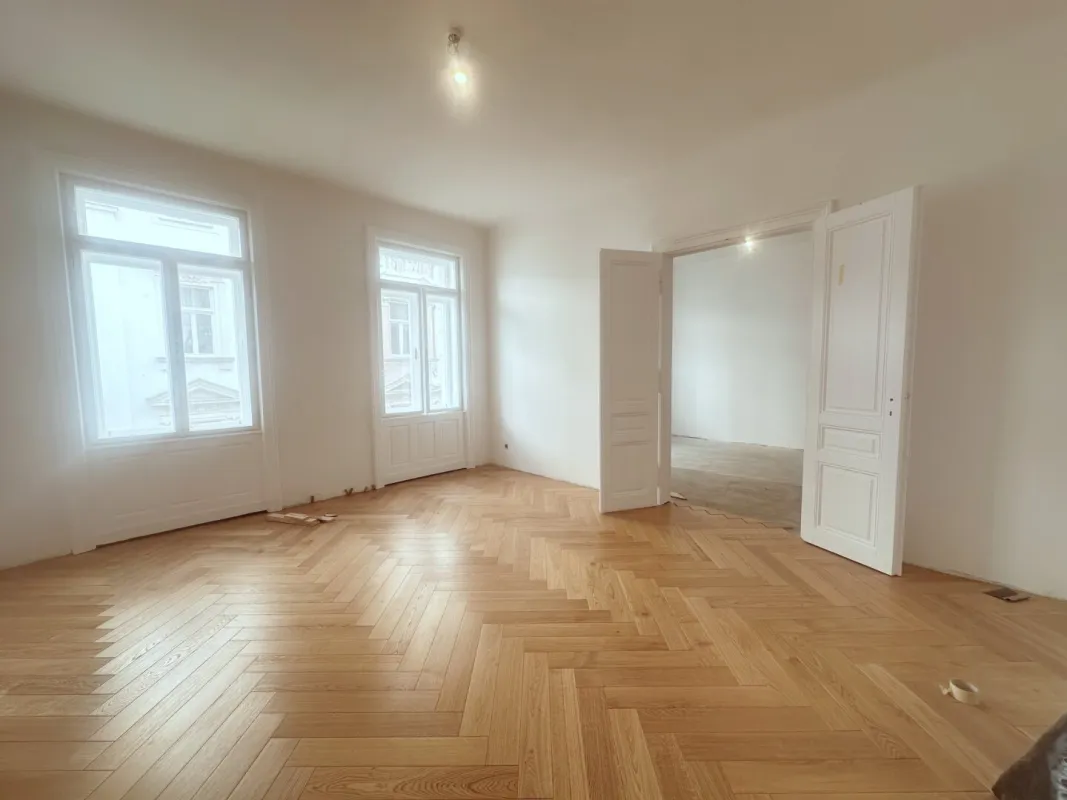Urbanes Wohnen mit Stil – moderne 4-Zimmer-Altbauwohnung im 4. Bezirk - Bild 1