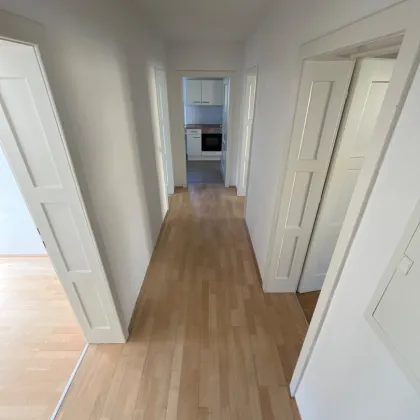 Bestens aufgeteilte 3-Zimmer-Wohnung mit Balkon, Garten und Carport in Ried im Innkreis - Eigennutzung oder Kapitalanlage - Bild 3