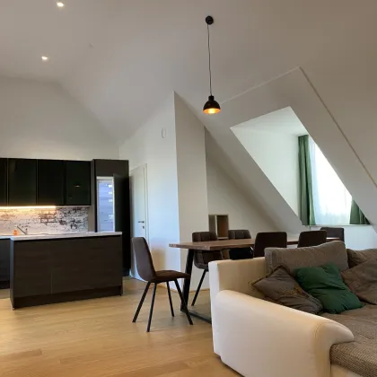 Exklusive Dachgeschosswohnung mit Whirlpool, 22 m² Terrasse und Garagenstellplatz – Topausstattung & Fernblick - Bild 2