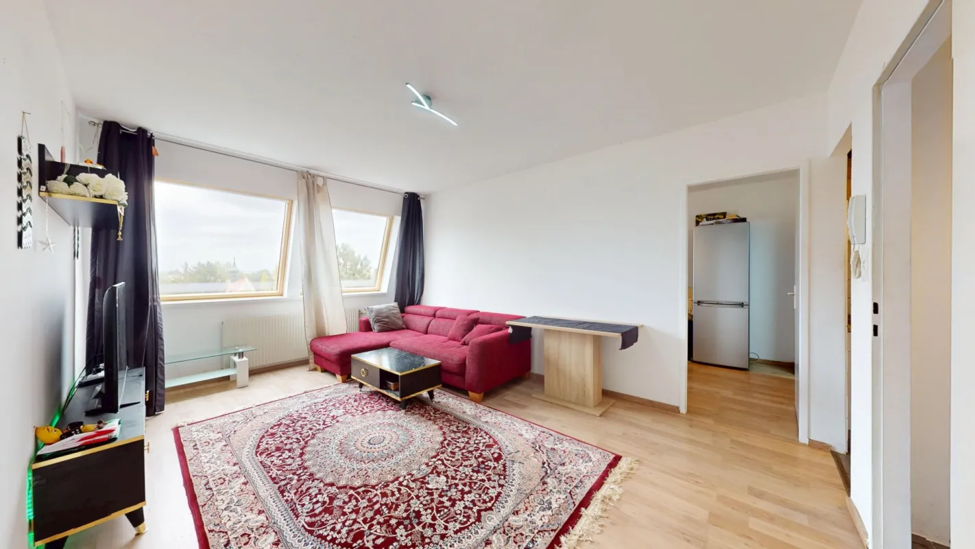 Gemütliche 2 Zimmerwohnung in Laxenburg. Toplage. Provisionsfrei. Schlicht, Simpel, Vernünftig. - Bild 1