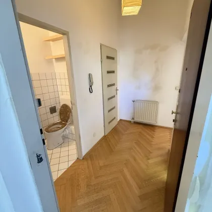 Schöne 2. Zi. Wohnung im Palais mit Garten zu vermieten... - Bild 2