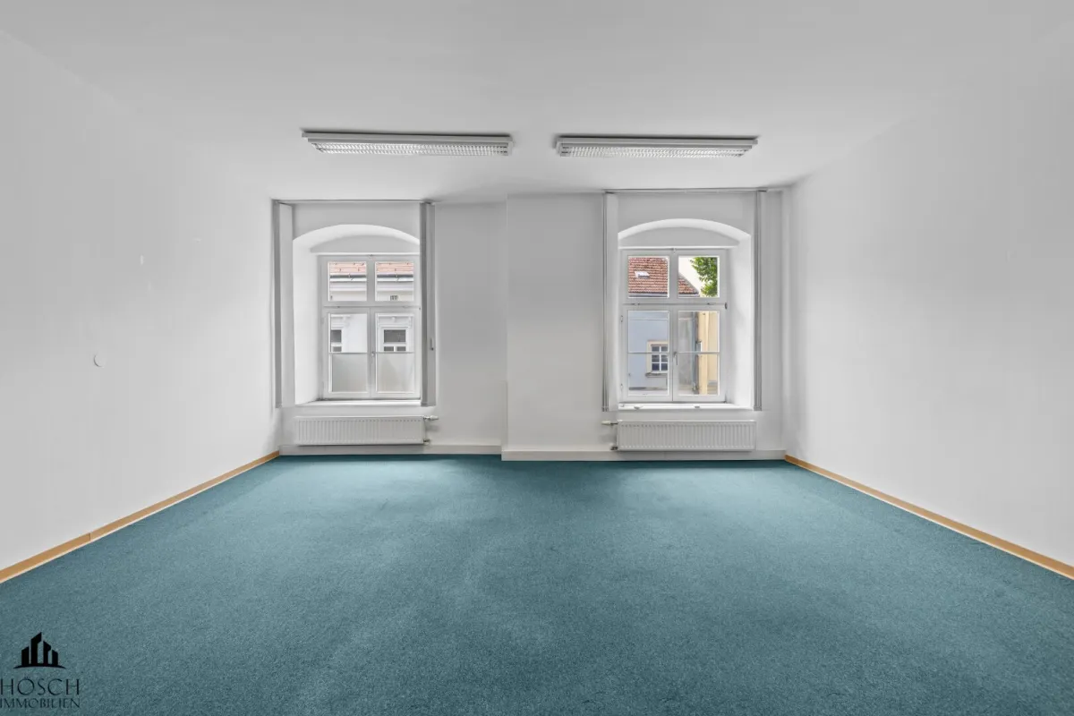 Büroflächen im Zentrum von Stockerau – ab 21 m² mietbar - Bild 1