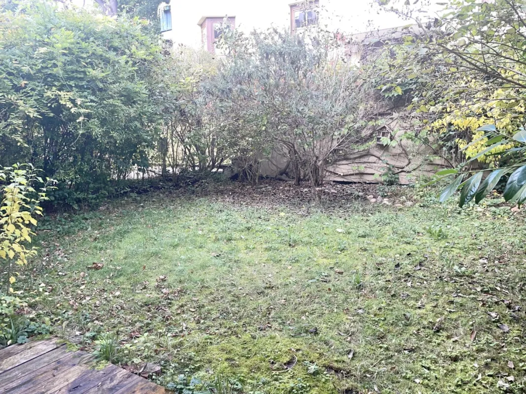 PROVISIONSFREI VOM EIGENTÜMER! GROSSZÜGGE 4-ZIMMER-WOHNUNG MIT GARTEN IN KALKSBURG! - Bild 1