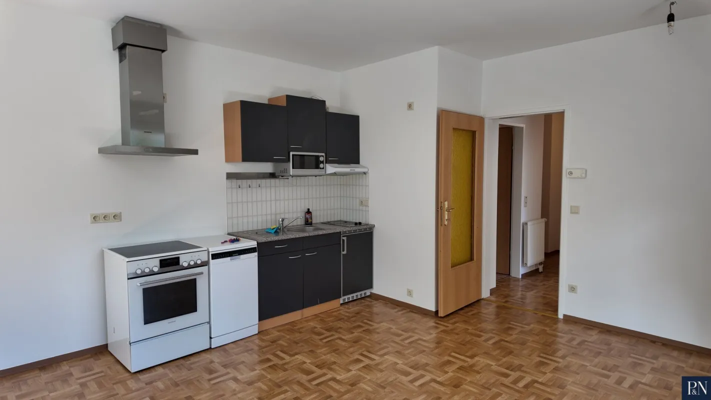 Zweizimmer-Wohnung mit Loggia in Kirchberg - Bild 1