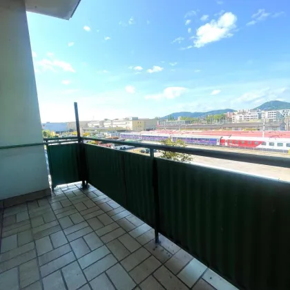 *WOW* I MODERNER STYLE I TOP AUFTEILUNG I 3. ETAGE MIT AUFZUG I DUSCHE & KOMFORT I BAHNHOFNAH I HAUSTIERE ERLAUBT I PROJEKT WOHNEN - Bild 2