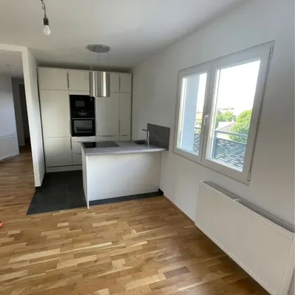 Mischekgasse - 3 Zimmer DG mit großzügiger Terrasse zu vermieten - Bild 2