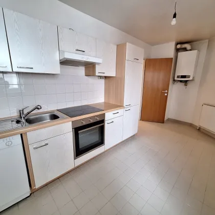 360 Tour / Zentral begehbare, helle 3-Zimmer-Altbauwohnung in guter, zentraler Lage des 14. Bezirks - Bild 3