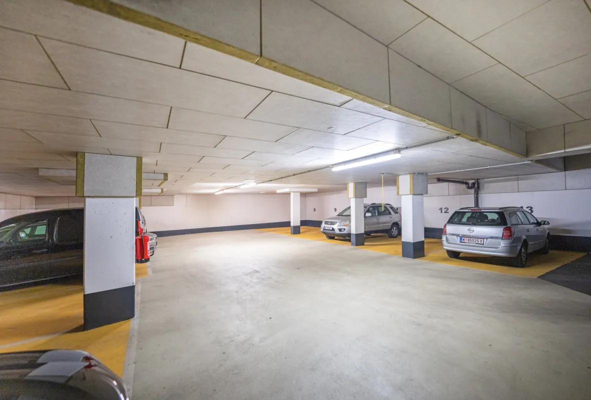 Garagenplatz am Musilplatz/Nähe Wilhelminen Spital - Bild 1
