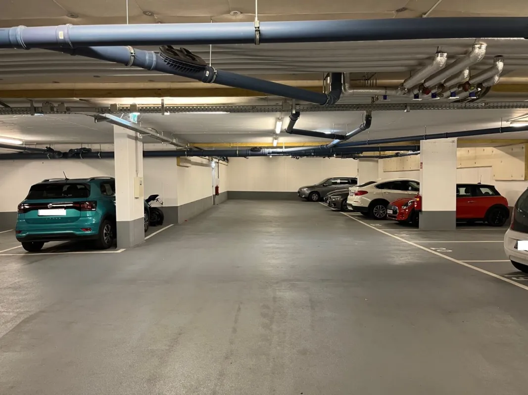 Wagramer Straße - Garagenplatz unbefristet zu vermieten - Bild 1