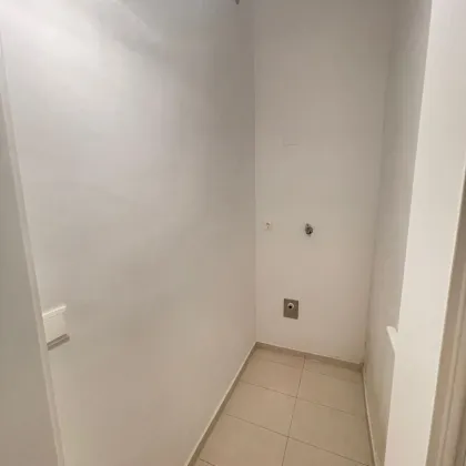 Schelleingasse: 2 ZI + moderne Küche- Abstellraum nähe Hauptbahnhof - Bild 3