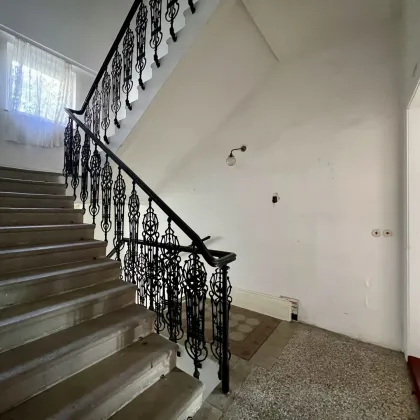 Historische Jugendstil-Villa mit Ausbaupotenzial in Grinzinger Bestlage - Bild 2