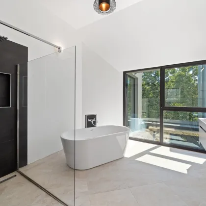 Luxuriöse 3-Zimmer-Dachgeschosswohnung mit exklusivem Flair nähe Kutschkermarkt - Bild 3