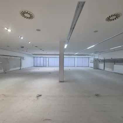 Großraum Geschäft in der Einkaufpassage Neunkirchen zu mieten! - Bild 2