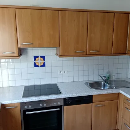 HELLE WOHNUNG MIT BALKON NÄHE LAINZER PLATZ - Bild 3