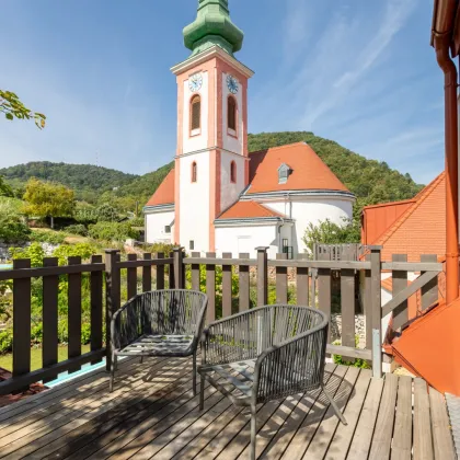 Wohnen, wo die Weinberge beginnen – 133,81 m² Eigentum mit Terrasse & Pool im historischen „Freihof“ in 1190 Wien - Bild 2