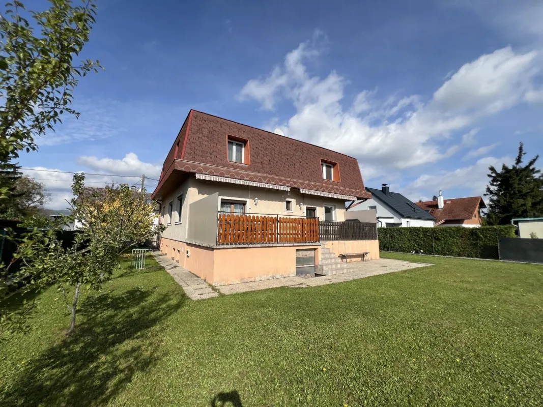 CHARMANTES EINFAMILIENHAUS - Bild 1