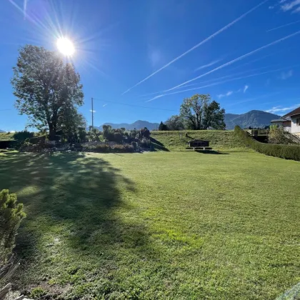 Sonniger Wohntraum mit reichlich Platz in herrlicher Aussichtslage! - Bild 2