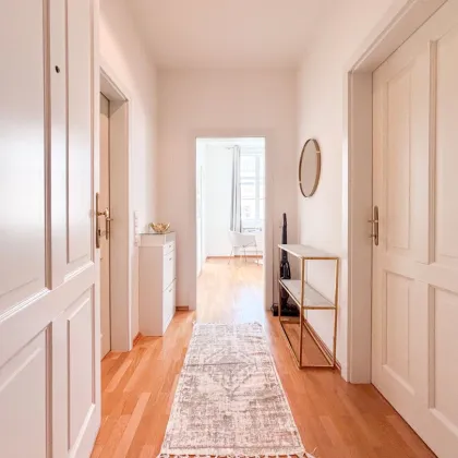 Komplett möblierte, helle Stadtwohnung – Ihr neues Zuhause am Stephansplatz/Graben! - Bild 3