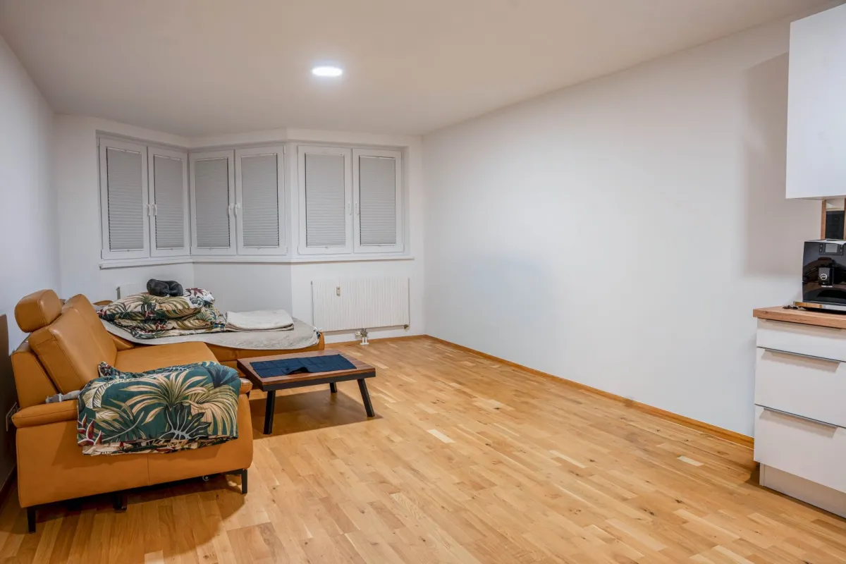 Moderne Maisonette mit Terrasse und Weitblick in Hietzing - Bild 1