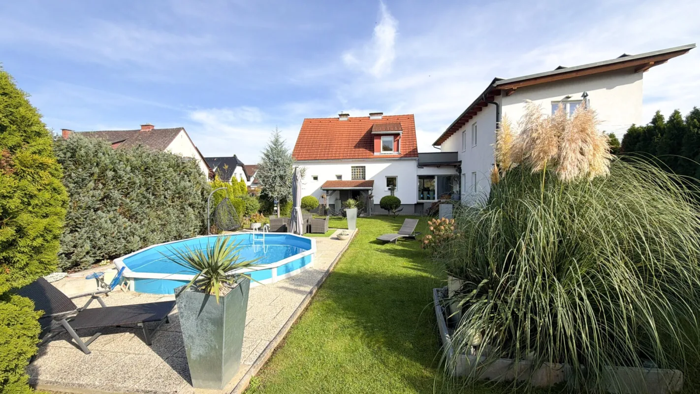 Einzigartige Kombination: Traumhaftes Einfamilienhaus mit Pool & Garten sowie Zinshaus mit 4 Wohnungen - Bild 1