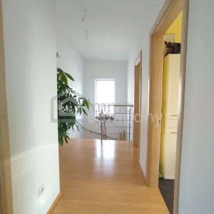 Traumhaftes Einfamilienhaus in Enzersfeld: 4 Zimmer, Terrasse & Garage! - Bild 3