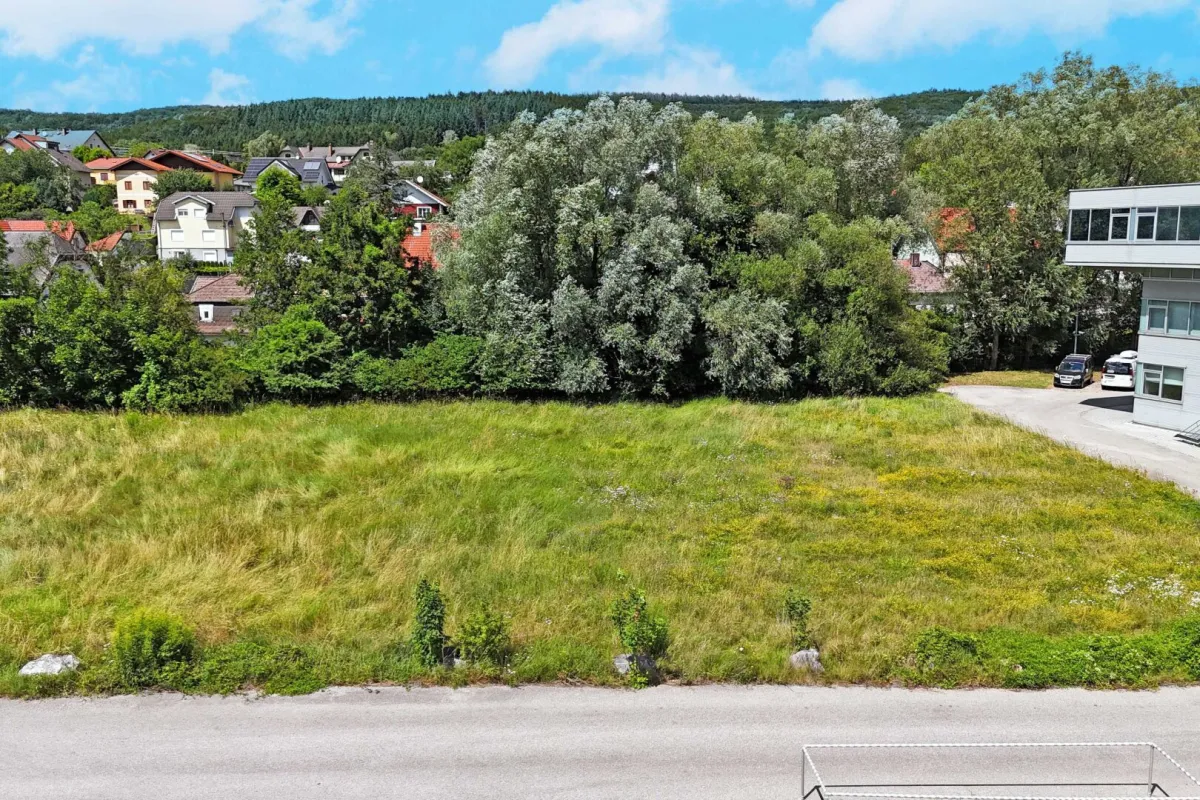 Betriebsbaugrund im Ortszentrum Pressbaum/Tullnerbach - Bild 1