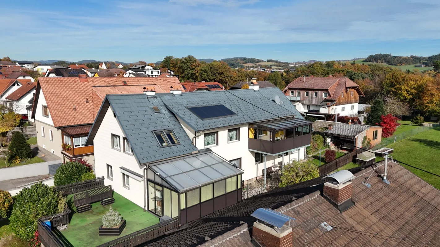 MEHRFAMILIENHAUS - Großzügiges und gepflegtes Wohnen in bester Pregartner Lage - Bild 1