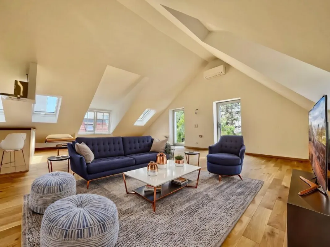 Im Herzen von Klosterneuburg - Luxus auf ca. 121 m² gew. NFL - 3 Zimmer - hochwertige Ausstattung - Balkon - Bild 1