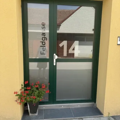Zweifamilienhaus mit 2 getrennten Wohneinheiten in ruhiger Lage steht zum Verkauf! - Bild 2