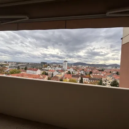 Großzügige Wohnung mit Loggia in zentraler Lage – ideal für Familie oder WG - Bild 3