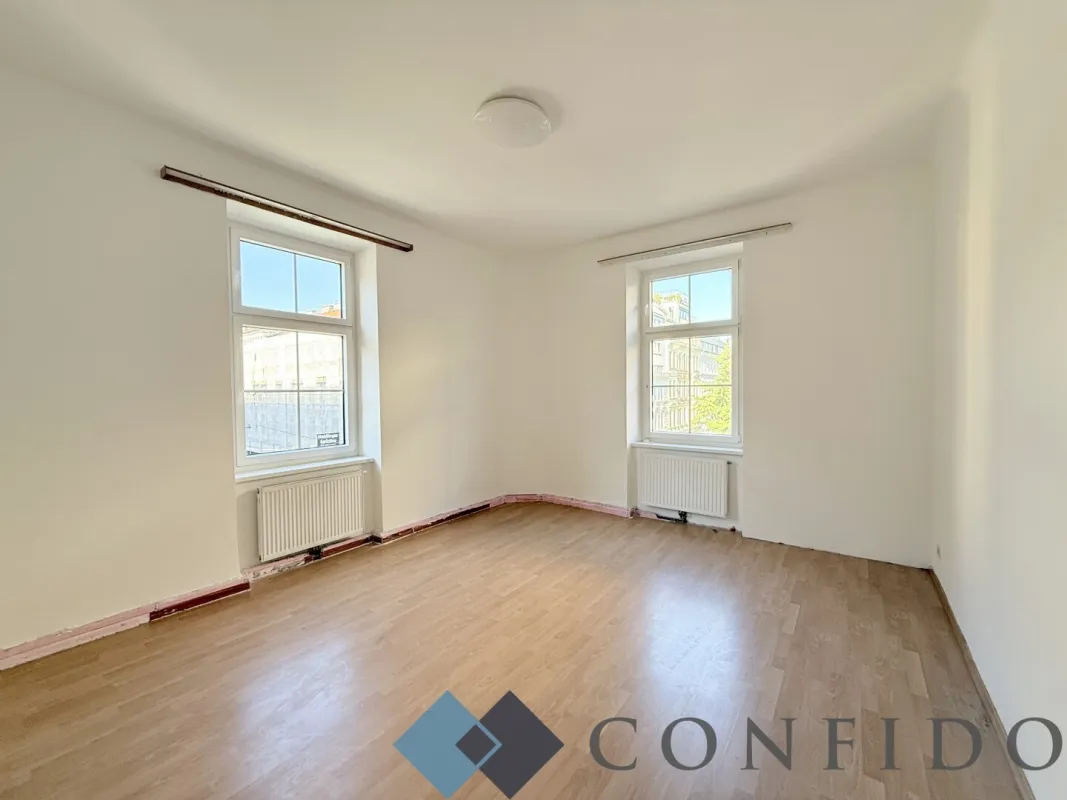 2 Zimmer Altbauwohnung mit Gestaltungspotenzial in begehrter Lage - Bild 1