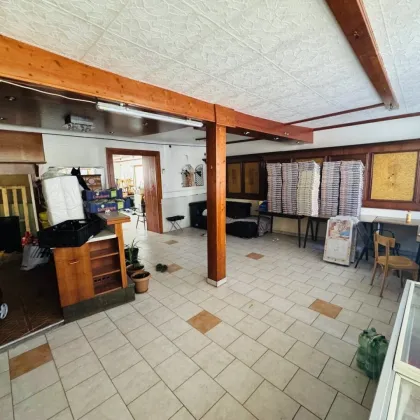 Geschäftshaus mit Wohnmöglichkeiten - Bild 2