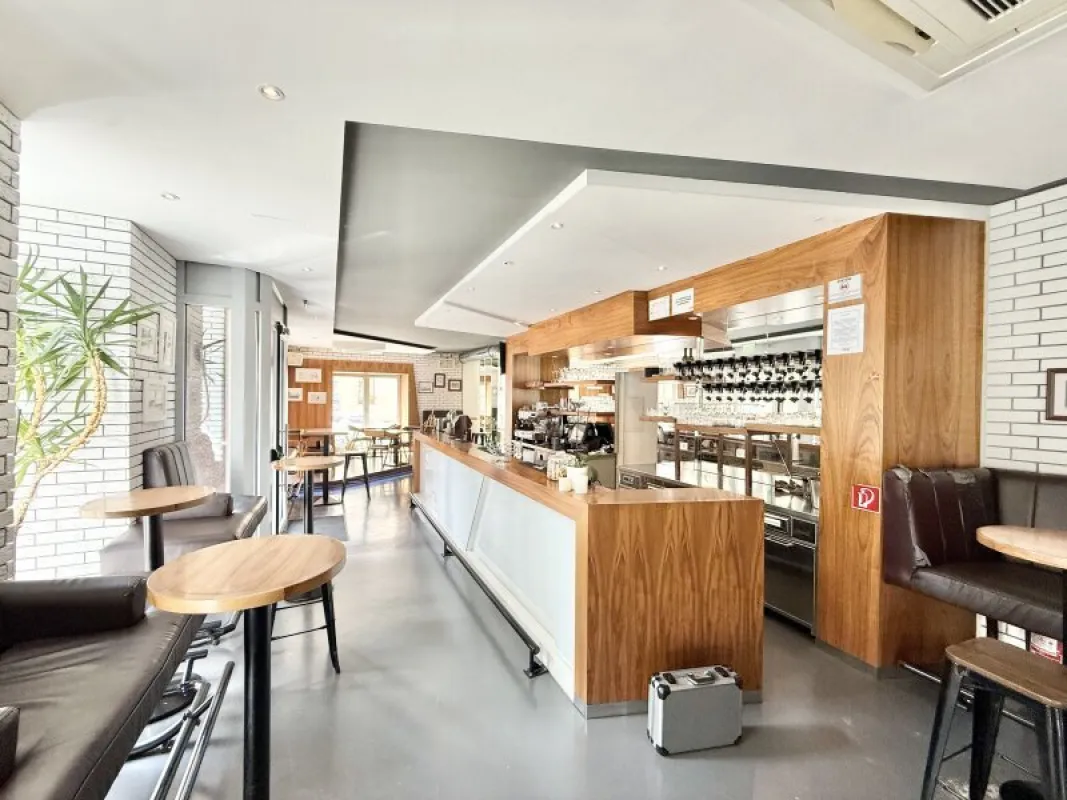 RENDITESTARK | Wiener Gastro-Perle | Etablierter Standort mit Stammkundschaft & Gastgarten - Bild 1