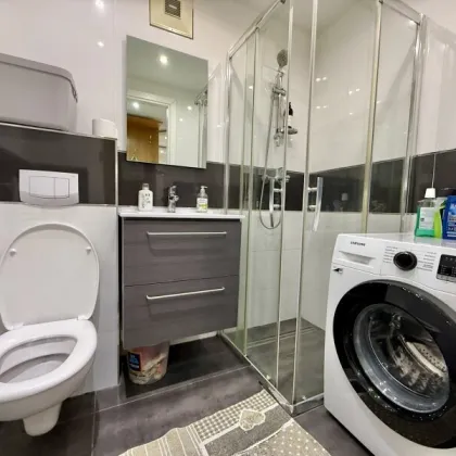 SONNIGE 2 Zimmer - teilsaniert - ca. 37m² WFL - 4. Liftstock - Perfekte Infrastruktur - U-BAHN - Bild 3