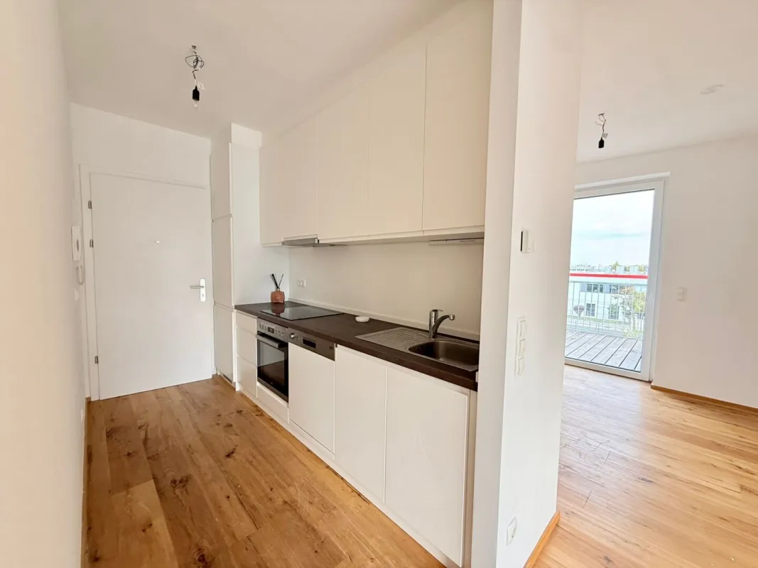 Lemböckgasse Dachgeschosswohnung zzgl. 7,90 m² Terrasse nähe U-Bahnlinie Perfektastraße! - Bild 1