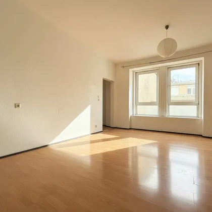 RENOVIERUNGSHIT - 1 Zimmer - separate Küche - ca. 37 m² gew. NFL - gepflegtes Haus - Hofseite - Penzing - S-Bahn - Bild 2