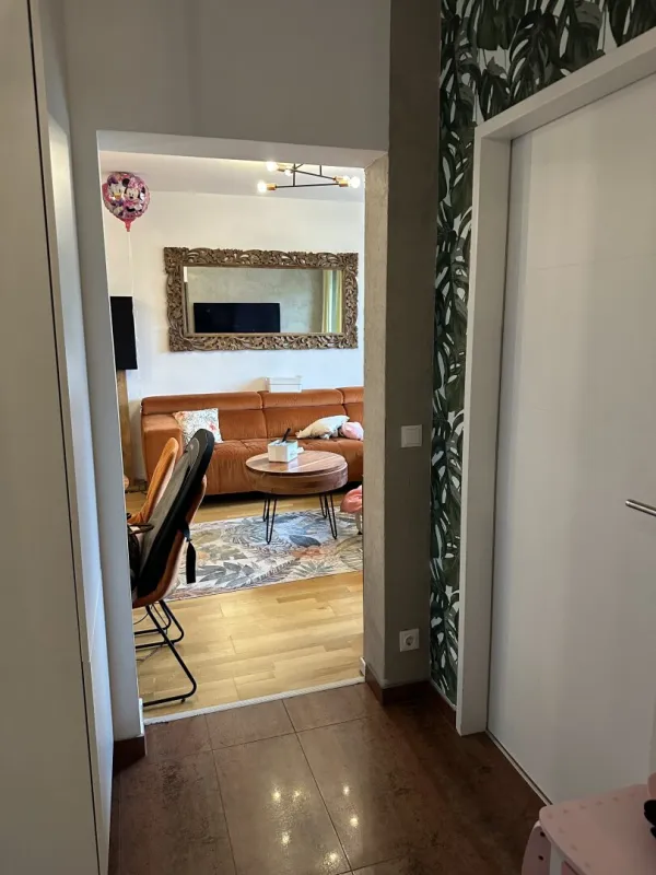 3,5-Zimmer-Wohnung Nähe Landeskrankenhaus mit Balkon 🌄🛏️ - Bild 1