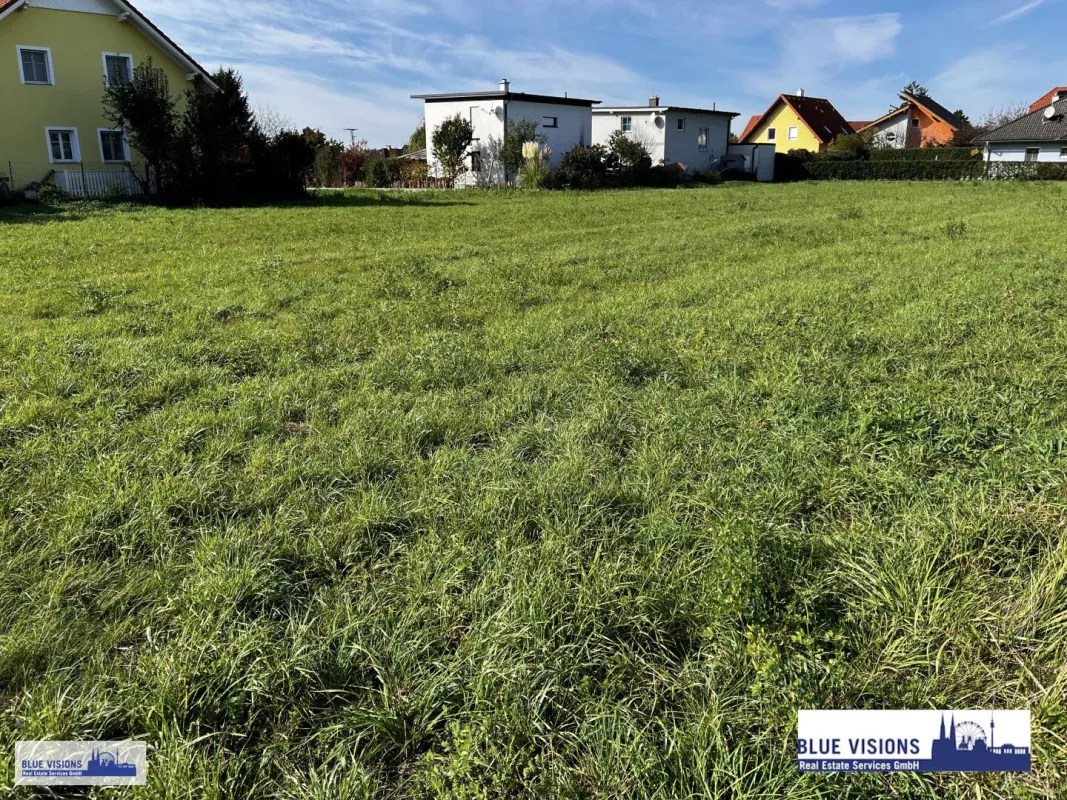 Ebener Baugrund im beliebten Wolfpassing - Bild 1