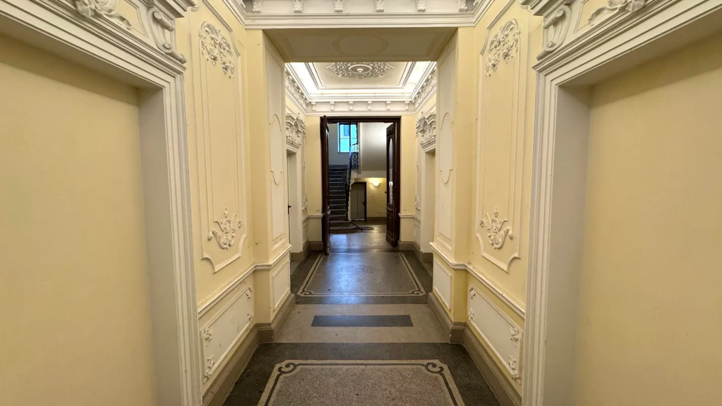 Kreativität freien Lauf lassen: Objekt in traumhaften Altbau und in ausgezeichneter Lage - Bild 1