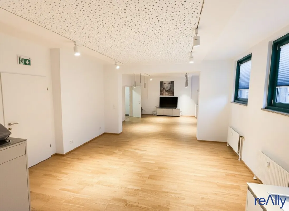 Attraktive Erdgeschossfläche mit 163 m² – vielseitig nutzbar ab 01.01.2026 - Bild 1