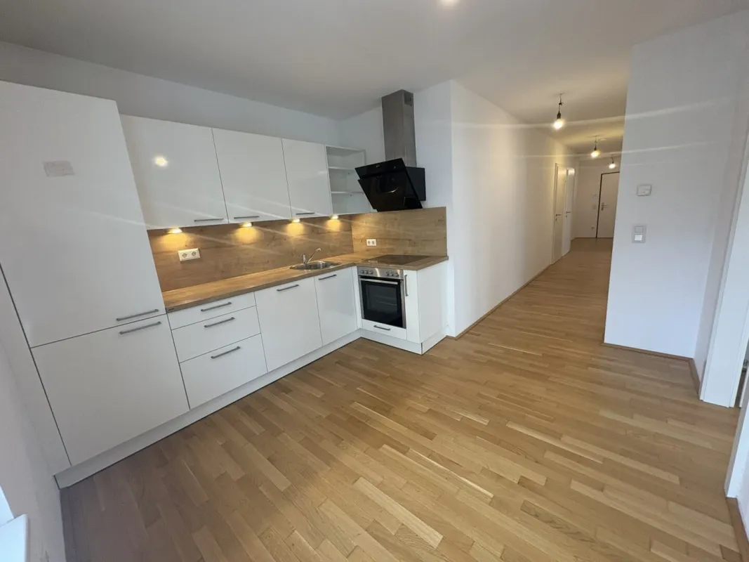 Neuwertige 71m² Wohnung mit Balkon - WG-tauglich & top ausgestattet - Bild 1