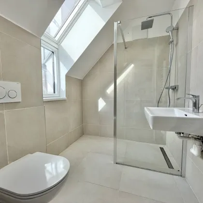 TOP AUSBLICK - Klosterneuburg - ca. 77m² gew. NFL - 3 Zimmer - ca. 17m² Terrasse - Einbauküche - Top Ausstattung - Bild 2