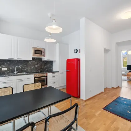 Sanierte Altbauwohnung mit Lift, Parkblick und guter Verkehrsanbindung - Bild 3